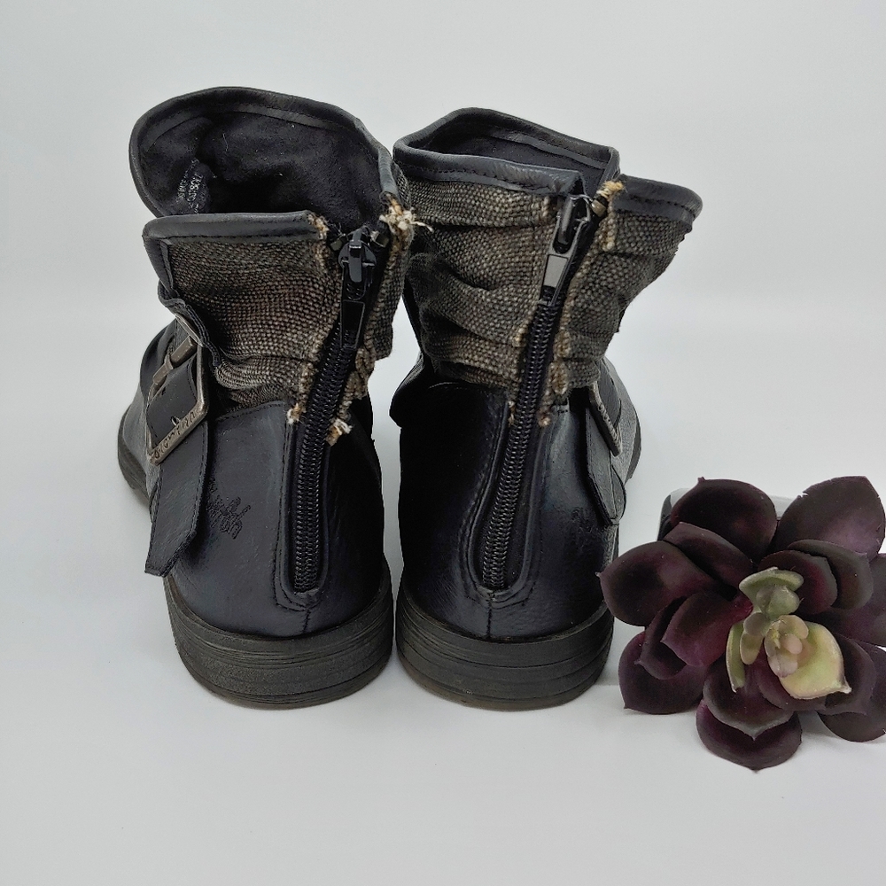 Blowfish Black Booties With Buckles Zip Up - Picture 3 of 5